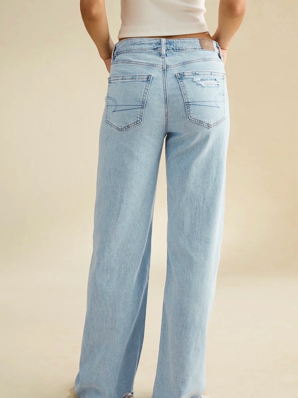 American Eagle Light Wash Distressed Wide Leg Jeans 000 Short - Picture 3 of 6